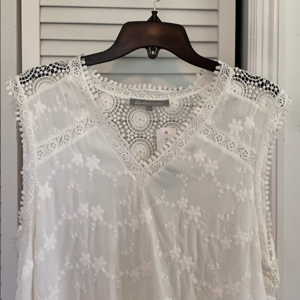 Sleeveless Blouse